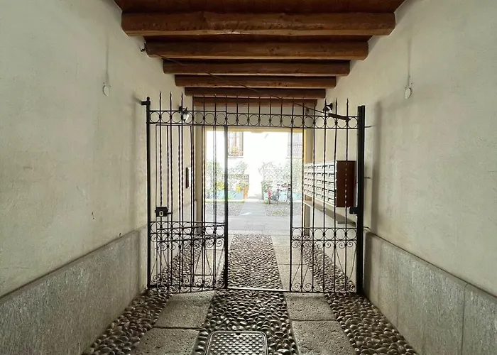 Interno Milanese A Due Passi Dal Centro Apartment Milan